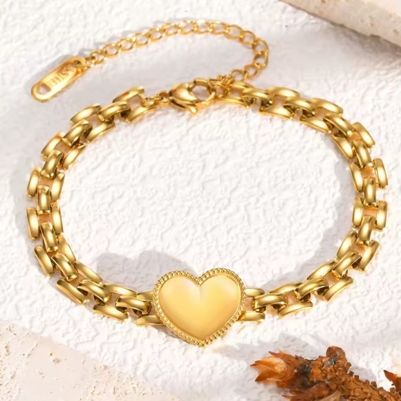New! Women stainless steel Gold plated Heart charm Bracelet - Picture 2 of 5